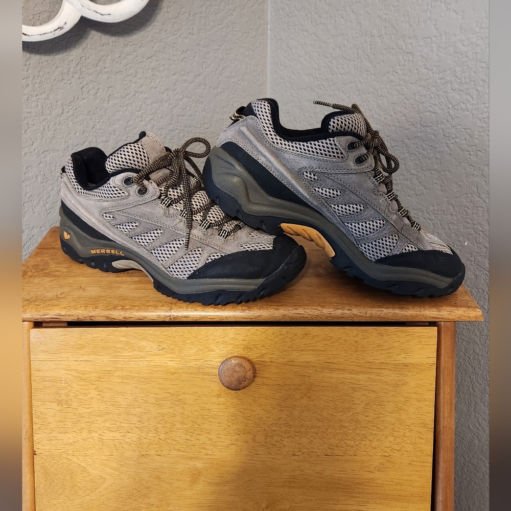 Merrell Mesa Ventilator Walnut Women's Hiking Shoes, Size 10‎ (Men's 8.5)